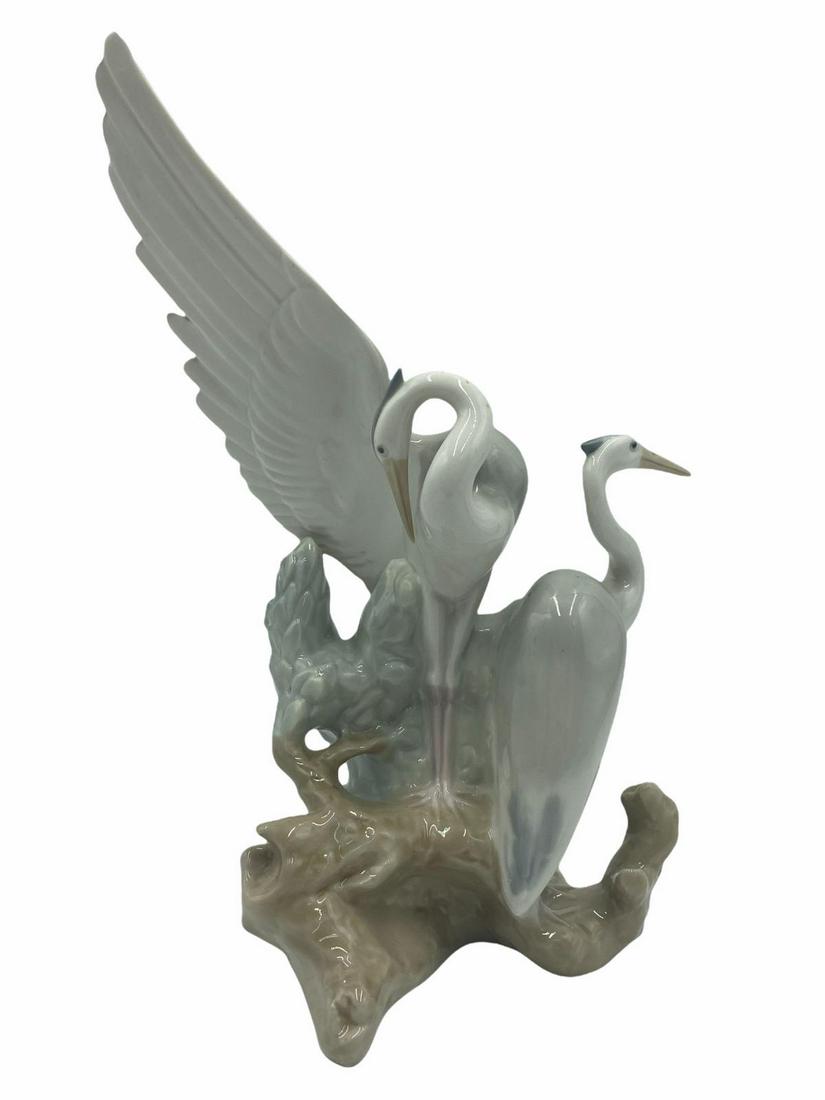 NAO Lladro Porcelain Crane Group: NAO Lladro Porcelain Crane Group measures 9 3/4" x 7"