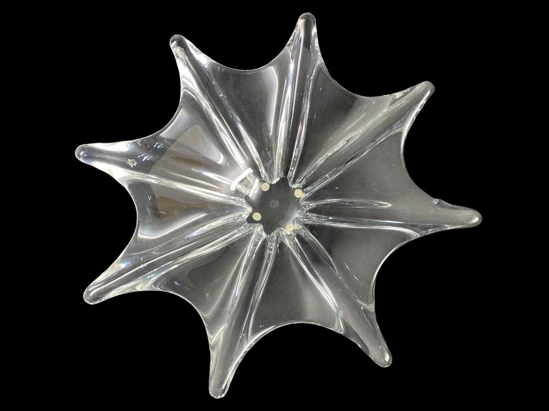Baccarat France Crystal Starfish Bowl: Baccarat France Crystal Starfish Bowl measures H: 3" x DIA: 14"