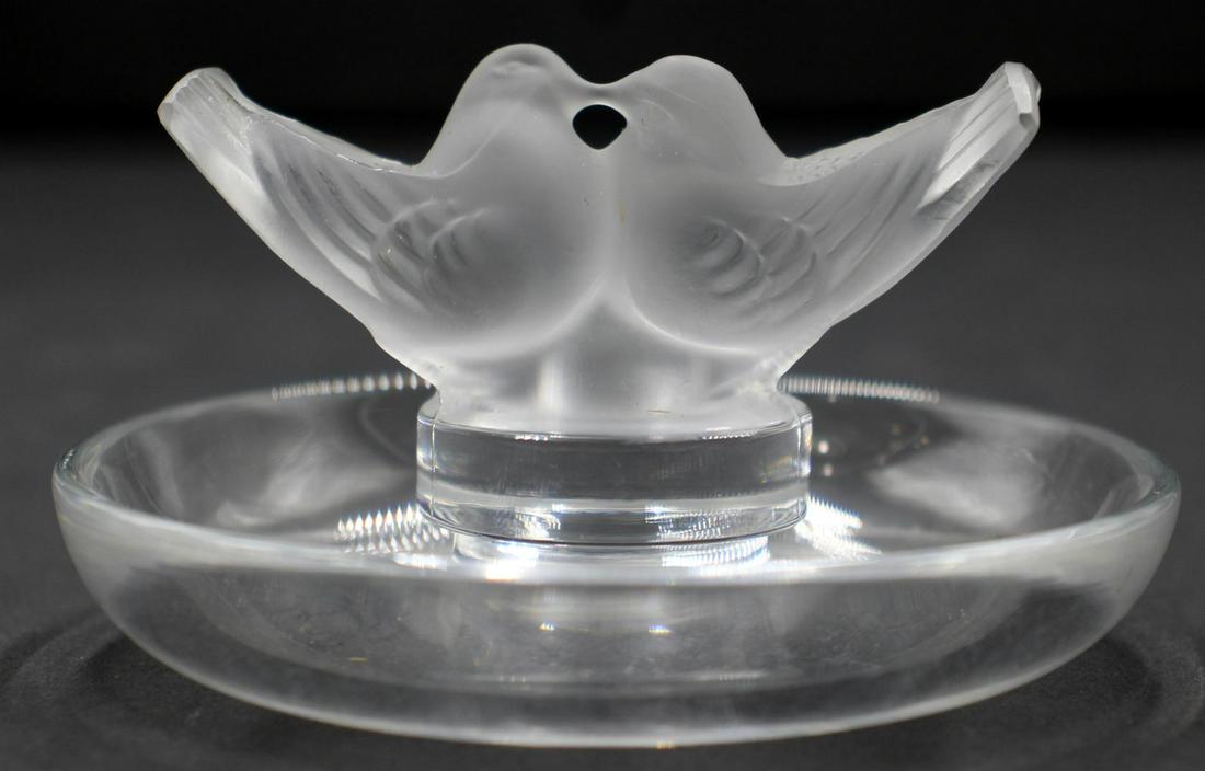 Lalique French Crystal Birds Ashtray: Measures approx. 2" height x 3 1/2" width.