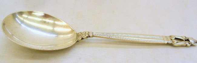 Georg Jensen Sterling Silver Acorn Berry Spoon: Georg Jensen Sterling Silver Berry Spoon in the acorn pattern. No monograms or removals. Denmark Jensen backstamp. This fine sterling silver berry spoon would make a very nice addition to anyone's Geo