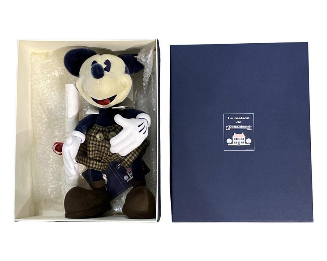 Steiff Mickey Mouse for La Maison De Donaldson Limited Edition to 200 with Original Certificate of: Steiff Mickey Mouse for La Maison De Donaldson Limited Edition to 200 with Original Certificate of Authenticity and Original Box measures H: 15"
