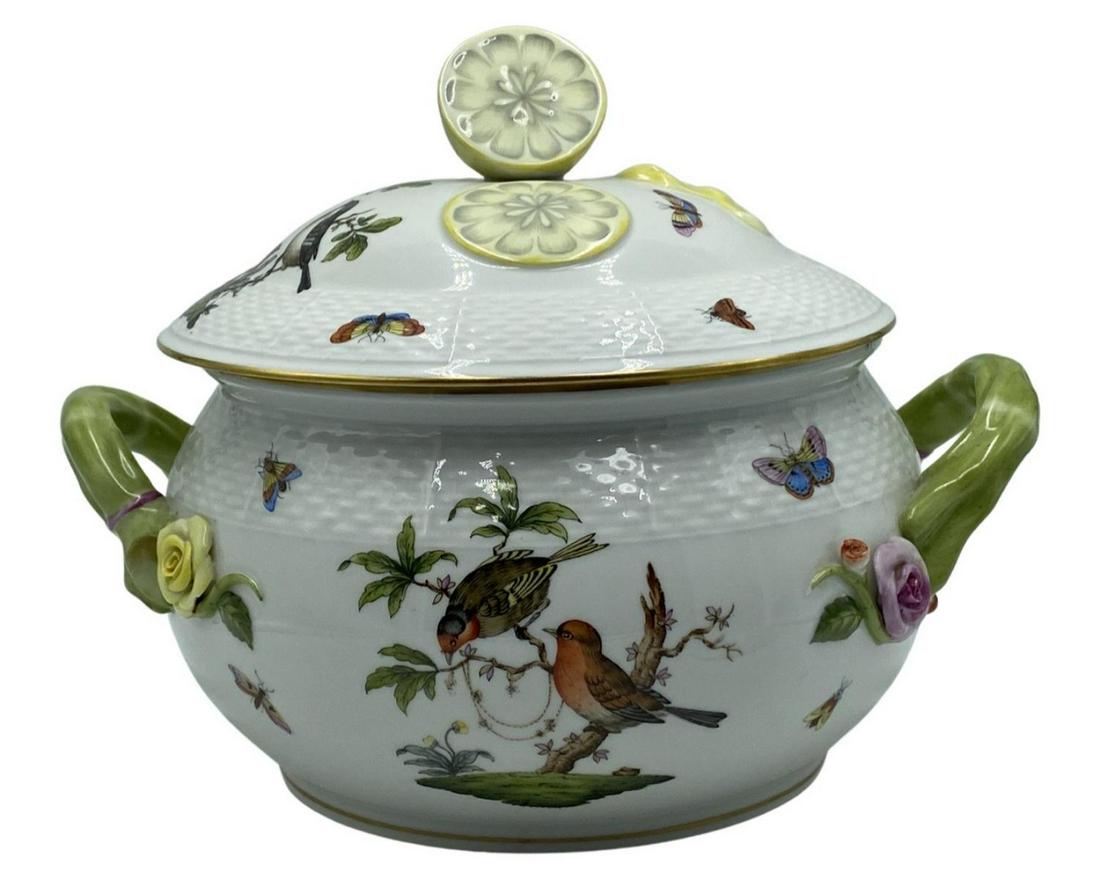 Herend Rothschild Birds Porcelain Round Soup Tureen with Lemon Knob: Herend Rothschild Birds Porcelain Round Soup Tureen with Lemon Knob measures 9" x 12"