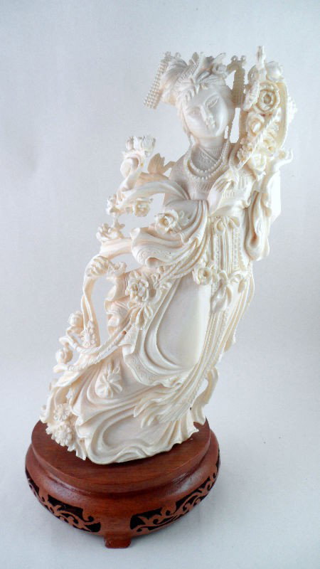 Chinese Ivory Sinuous Beauty