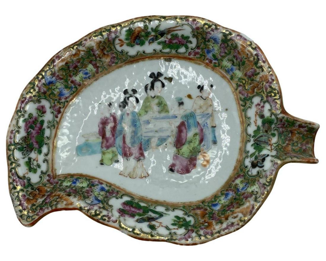 Chinese Porcelain Rose Medallion Leaf Dish (1 of 1)