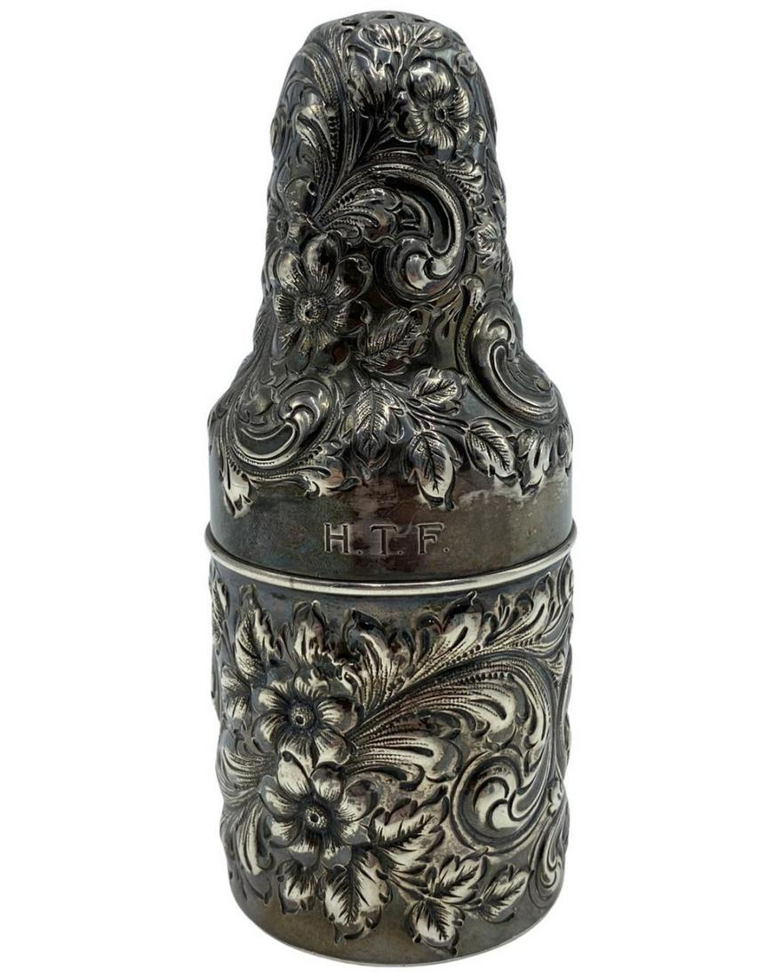 Bigelow Kennard & Co Sterling Silver Repousse Sugar Caster Shaker (1 of 2)