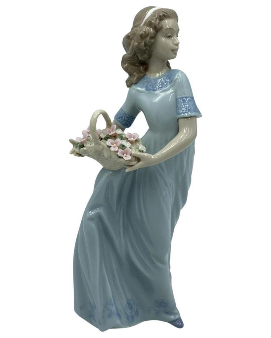 Lladro #6130 Spring Enchantment Porcelain Figure (1 of 2)