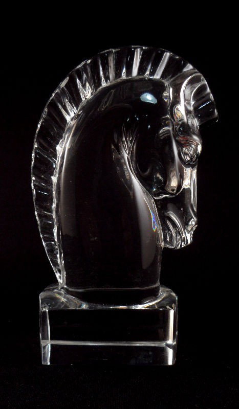 Steuben Crystal Horse Head #7779: Steuben crystal horse head numbered 7779. Created in 1937 by Sidney Waugh and is one of Steuben's earliest molded designs. It is reminiscent of a large chess piece. Signed Steuben on bottom. Measures 