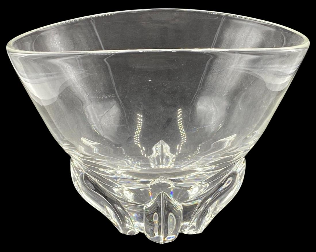 Signed Steuben Art Glass Bowl (1 of 2)