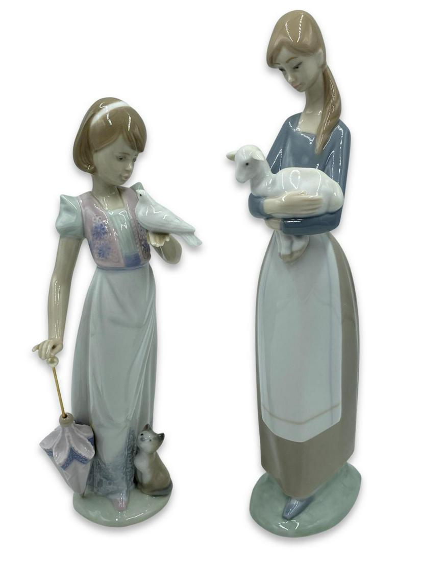 Pair of Lladro Porcelain Figurines (1 of 2)