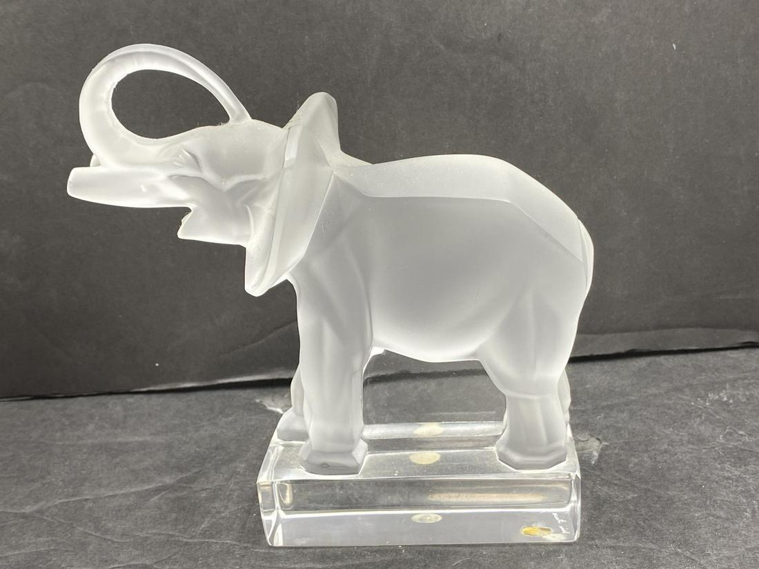 Lalique France Crystal Elephant Figure (1 of 3)