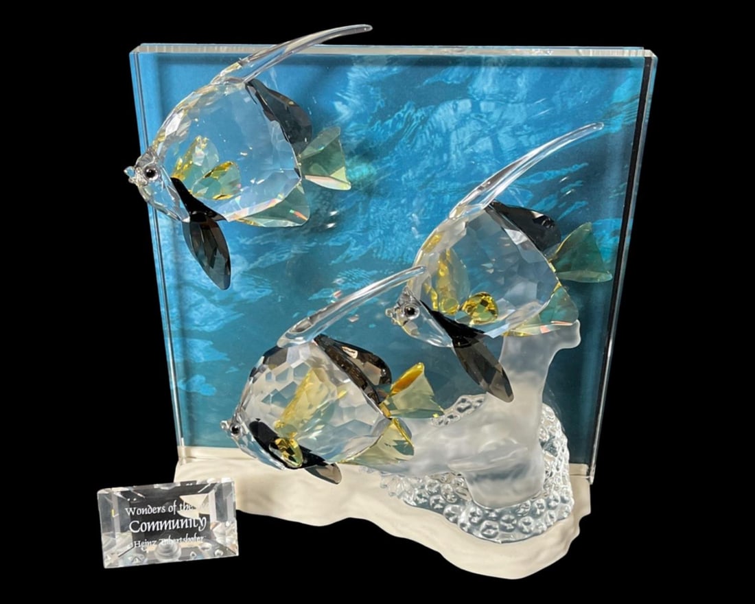 Swarovski Crystal Wonders of the Sea Community Figurine with Plaque: Swarovski Crystal Wonders of the Sea Community Figurine with Plaque measures 7 1/2" x 8" x 3"