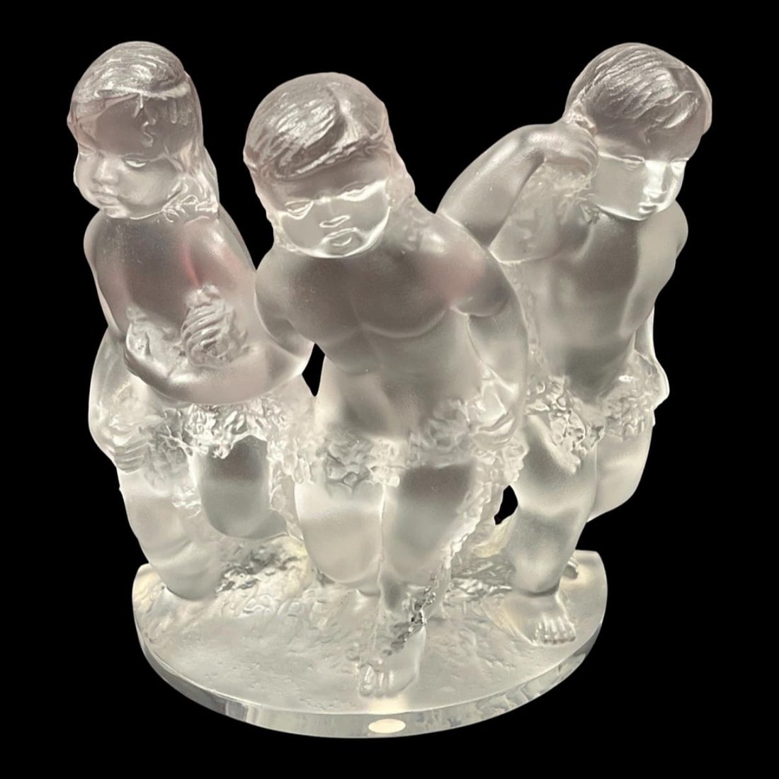 Signed Lalique Frosted Crystal Luxembourg Cherubs Figurine: Signed Lalique Frosted Crystal Luxembourg Cherubs Figurine measures H: 7 3/4" x W: 7 1/2"