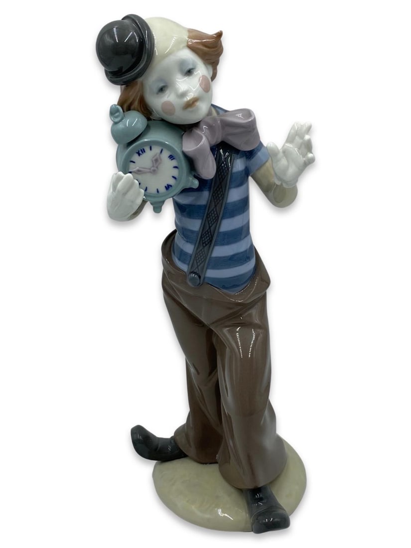 Lladro #5056 Clown with Clock Porcelain Figurine (1 of 2)