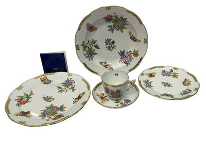 Service of 12 Herend Rothschild Queen Victoria Set of 60 Pcs: Service of 12 Herend Rothschild Queen Victoria Set of 60 Pcs includes Dinner Plates DIA: 10", Salad Plates DIA: 7 1/2", Soup Bowls DIA: 9 1/2", Cups H: 2 3/4" & Saucers DIA: 5 1/2" with Herend Guarant