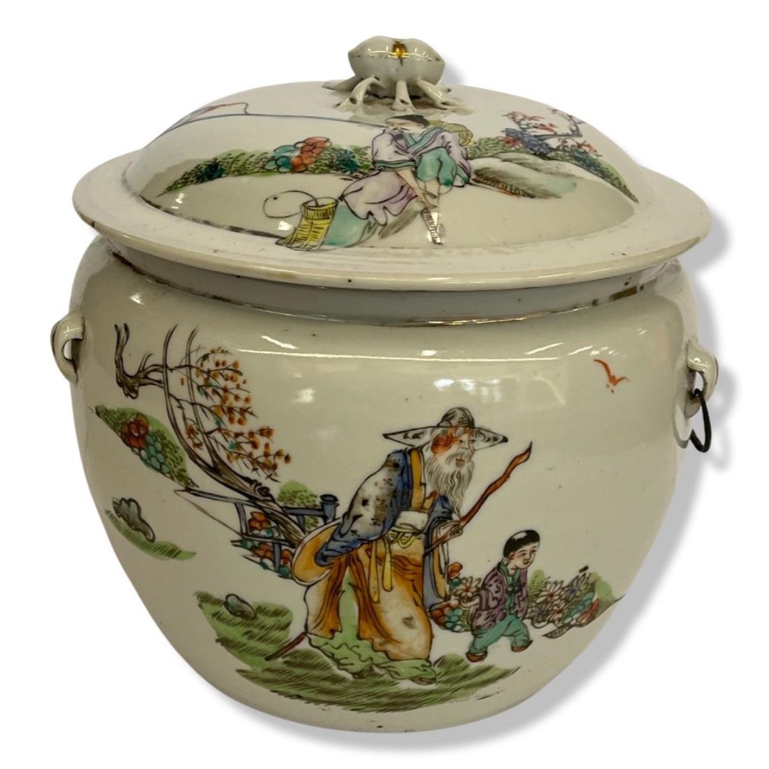 Chinese Porcelain Covered Ginger Jar: Chinese Porcelain Covered Ginger Jar measures H: 7 1/2"