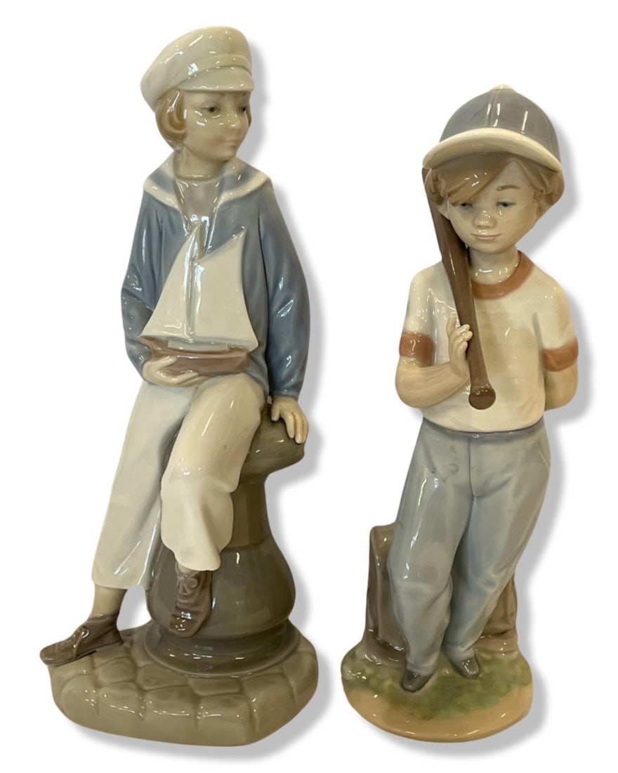 Pair of Lladro Porcelain Figurines (1 of 2)