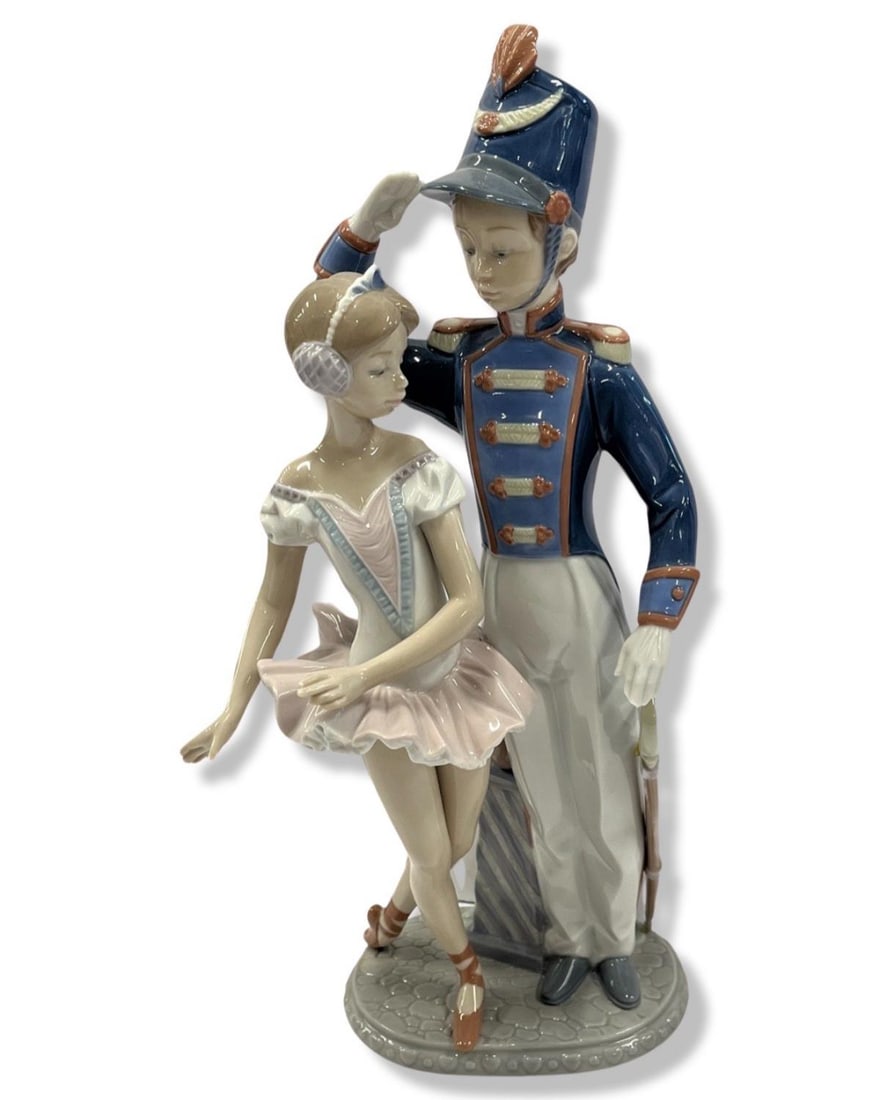 Lladro #5935 Nutcracker Suit Porcelain Figurines (1 of 2)