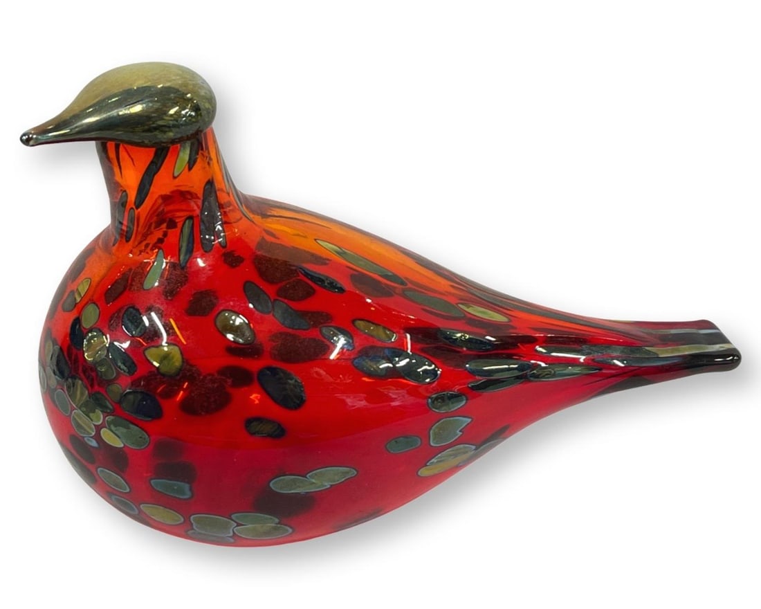 Oiva Toikka (Finnish b. 1931) Nuutayarui Red Art Glass Bird (1 of 3)