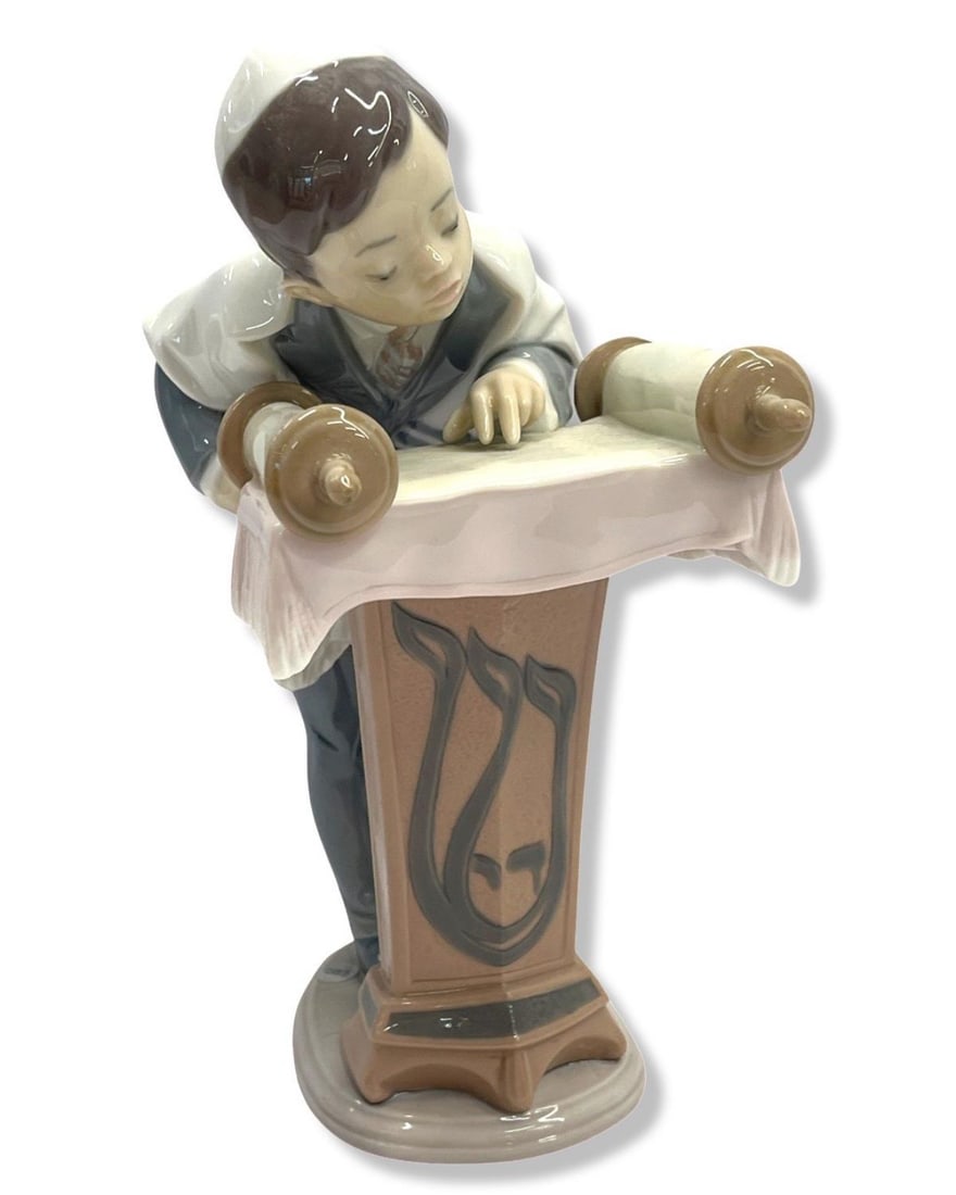 Lladro #6004 Bar Mitzvah Day Porcelain Figure (1 of 2)