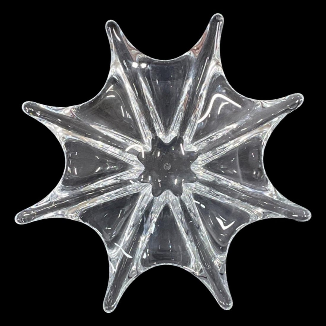 Baccarat France Crystal Centerpiece Bowl: Baccarat France Crystal Centerpiece Bowl measures H: 14 1/2"