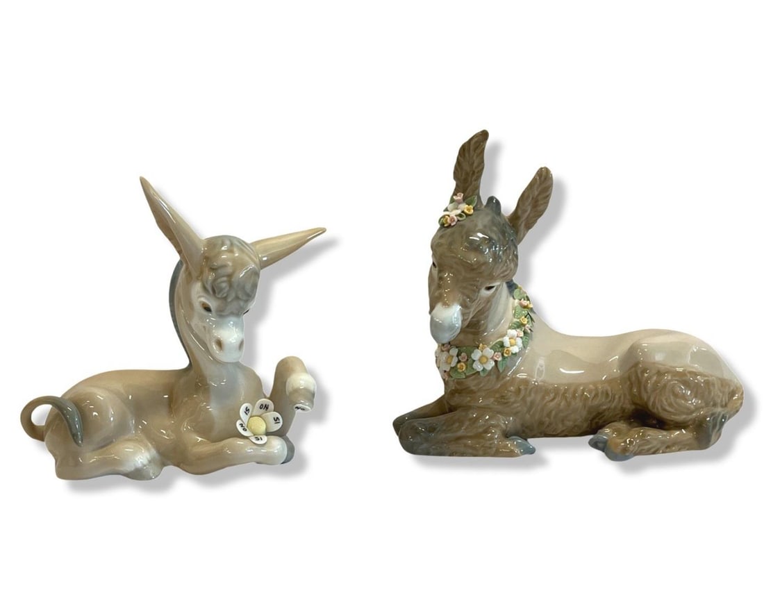 Pair of Lladro Porcelain Figurines (1 of 2)