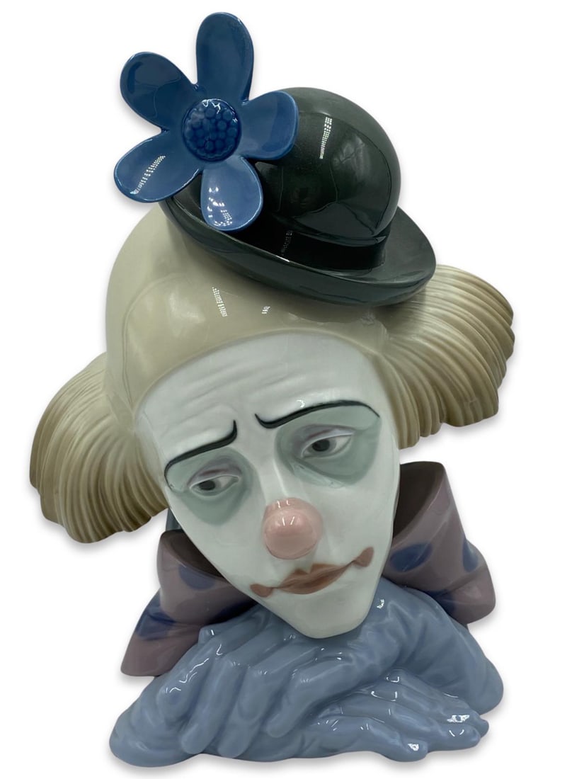 Lladro #5130 Pensive Clown Porcelain Figure (1 of 2)