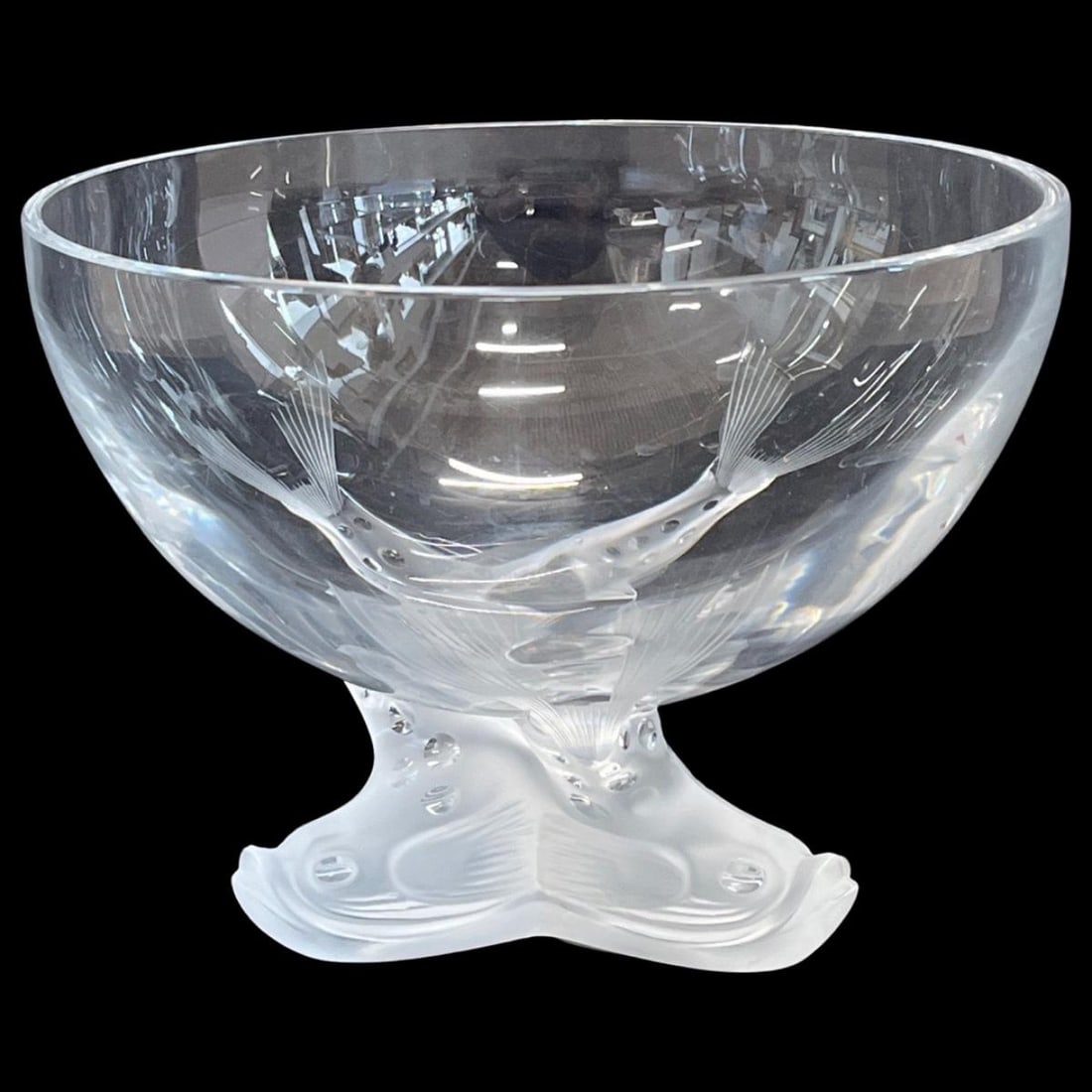 Lalique France Crystal Igor Caviar Bowl Depicting Three Figural Fish Feet (1 of 3)