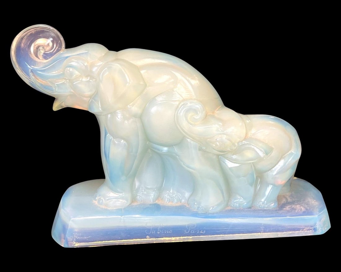 Sabino French Opalescent Glass Elephant Group Statue (1 of 2)