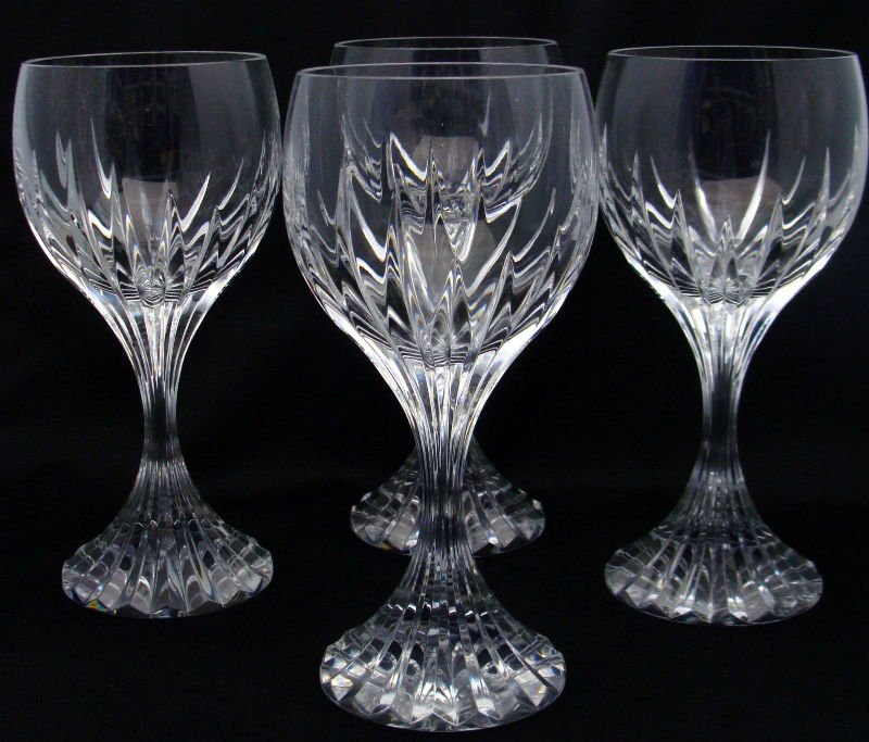 (4) Baccarat Crystal Messena White Wine: (4) Baccarat crystal Messena white wine glasses. Each measures 6 7/8" high. For Domestic or International Shipping Quotes Please Feel Call Ryan or Dave at Eagle Shipping Center 561-932-0700 or email t