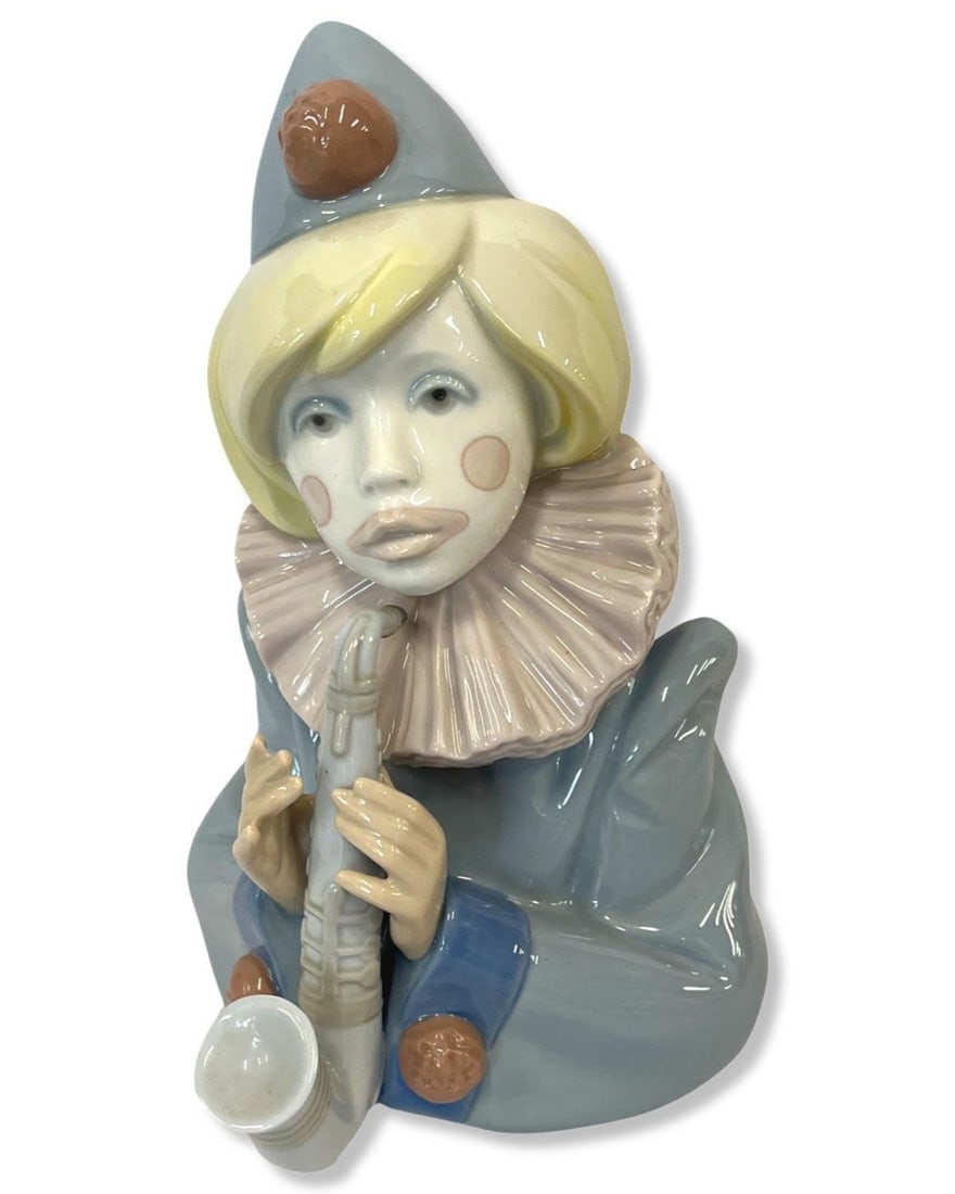 Lladro #5586 Clown with Sax Sad Note Porcelain Figure (1 of 2)