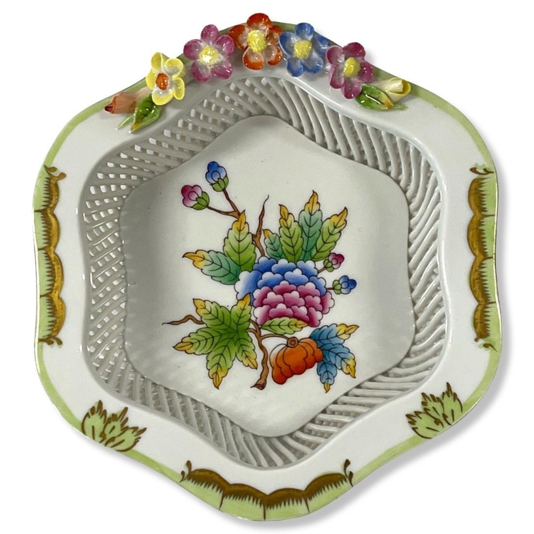 Herend Queen Victoria Porcelain Pierced Bowl: Herend Queen Victoria Porcelain Pierced Bowl measures H: 1 1/2" x DIA: 5 3/4"