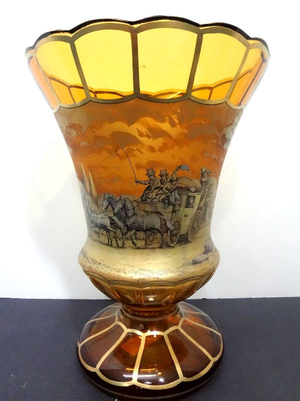 Large Amber Glass Hand Painted Vase: Large amber glass vase painted with a stage coach. Overall height is 12". For Domestic or International Shipping Quotes Please Feel Call Ryan or Dave at Eagle Shipping Center 561-932-0700 or email the