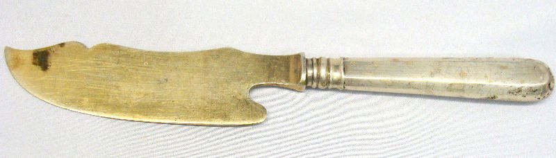 Russian Silver Fish Knife: Russian silver fish knife with hallmarks "84-A.P." A.Riktera-St.Petersburg 1899-1903. Measures 8" long.For Domestic or International Shipping Quotes Please Feel Call Ryan or Dave at Eagle Shipping Cen