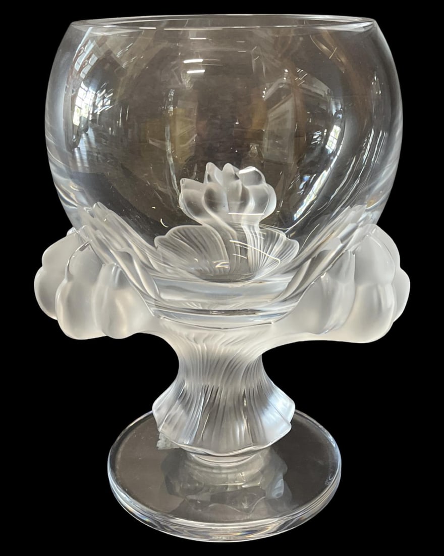 Signed Lalique France Crystal Bagheera Lion's Paw Vase (1 of 4)