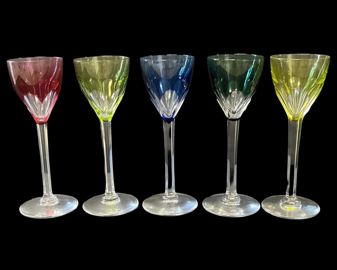 Lot of Seven Val St. Lambert Crystal Cordial Glasses (1 of 2)