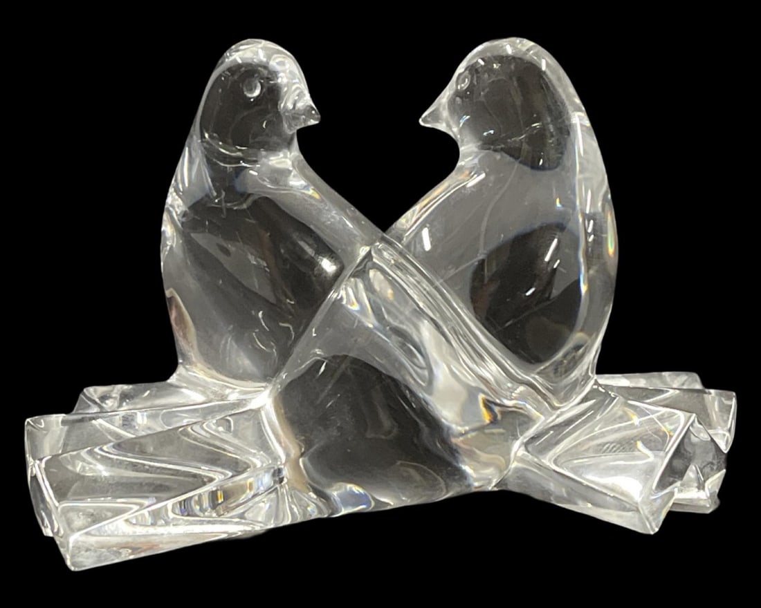 Baccarat France Crystal Love Birds Figurines: Baccarat France Crystal Love Birds Figurines measures 2 3/4" x 4"
