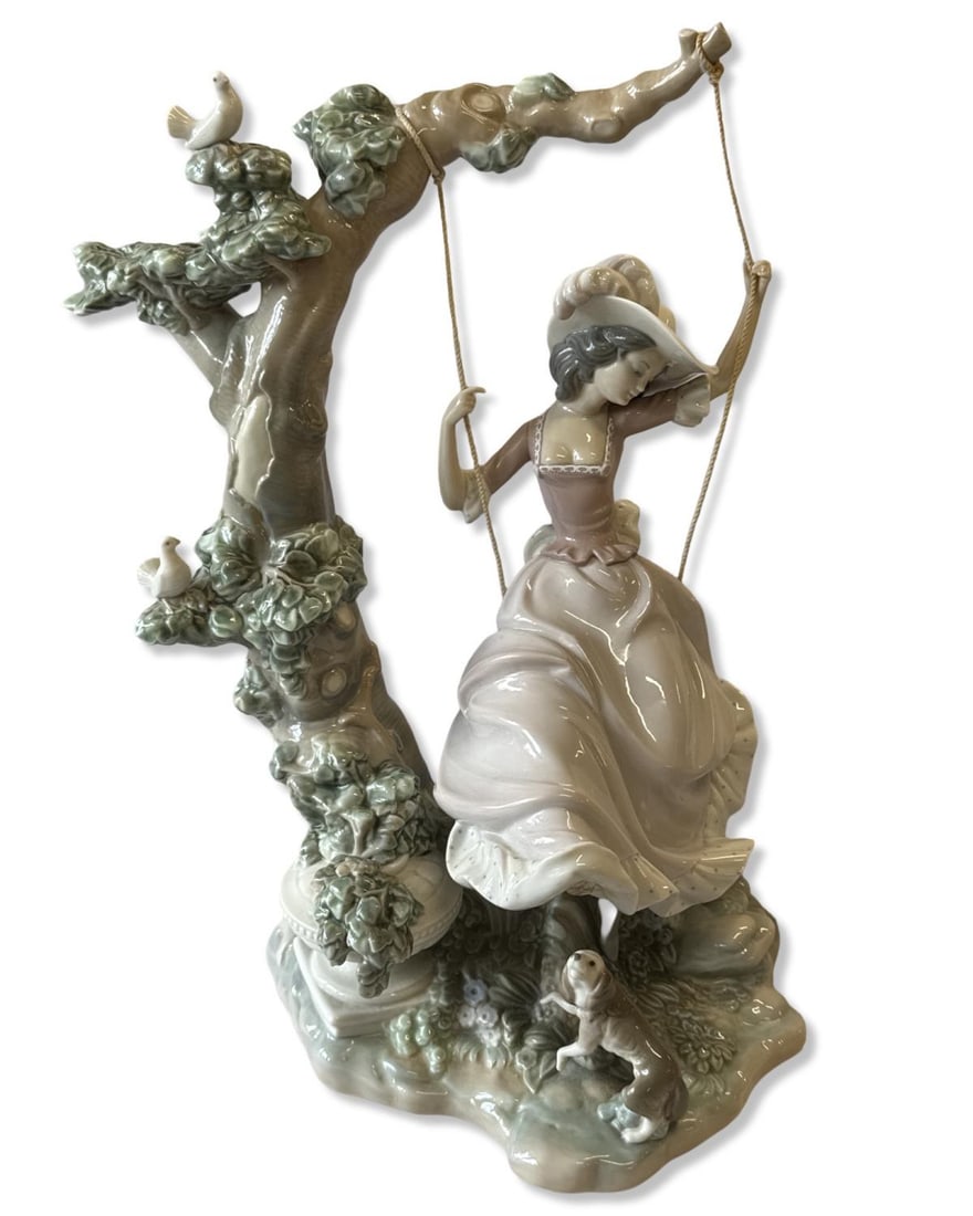 Lladro 1297 Girl Swinging Porcelain Figurine (1 of 3)