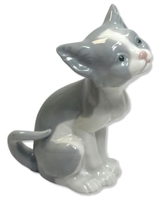 Lladro 5113 Cat Porcelain Figurine