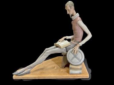 Lladro NAO Don Quixote Glazed Porcelain Sculpture with Base