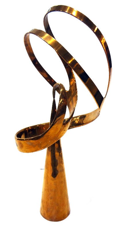 Bill Keating Brass Free Form Sculpture: Bill Keating Brass Free Form Sculpture. Modernistic sculpture. Measures 34 1/2" high x 16" wide.For Domestic or International Shipping Quotes Please Feel Call Ryan or Dave at Eagle Shipping Center 561