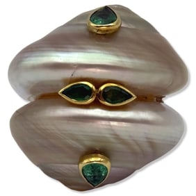 Oscar Heyman Style 18kt YG, Pearl, & Approx 1.25-1.50ct Emerald Ring