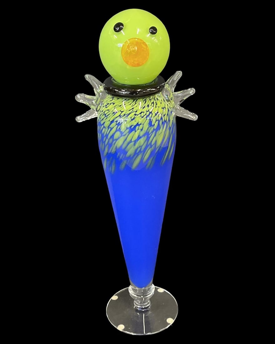 Strombergshyttan Art Glass Studio Birds Decanter by Anna Ornberg Dated 2000: Strombergshyttan Art Glass Studio Birds Decanter by Anna Ornberg Dated 2000 measures H: 13 1/2". Beak has damage, sold as is