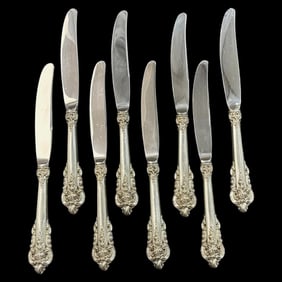 Lot of Eight Wallace Grande Baroque Sterling Silver Dinner Knives