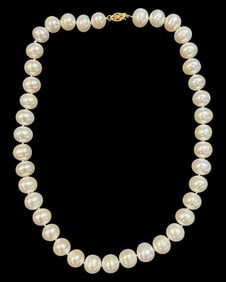 Cultured Freshwater Pearl Necklace with 14kt YG Clasp