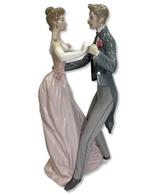 Lladro 1372 Anniversary Dance Porcelain Figurines