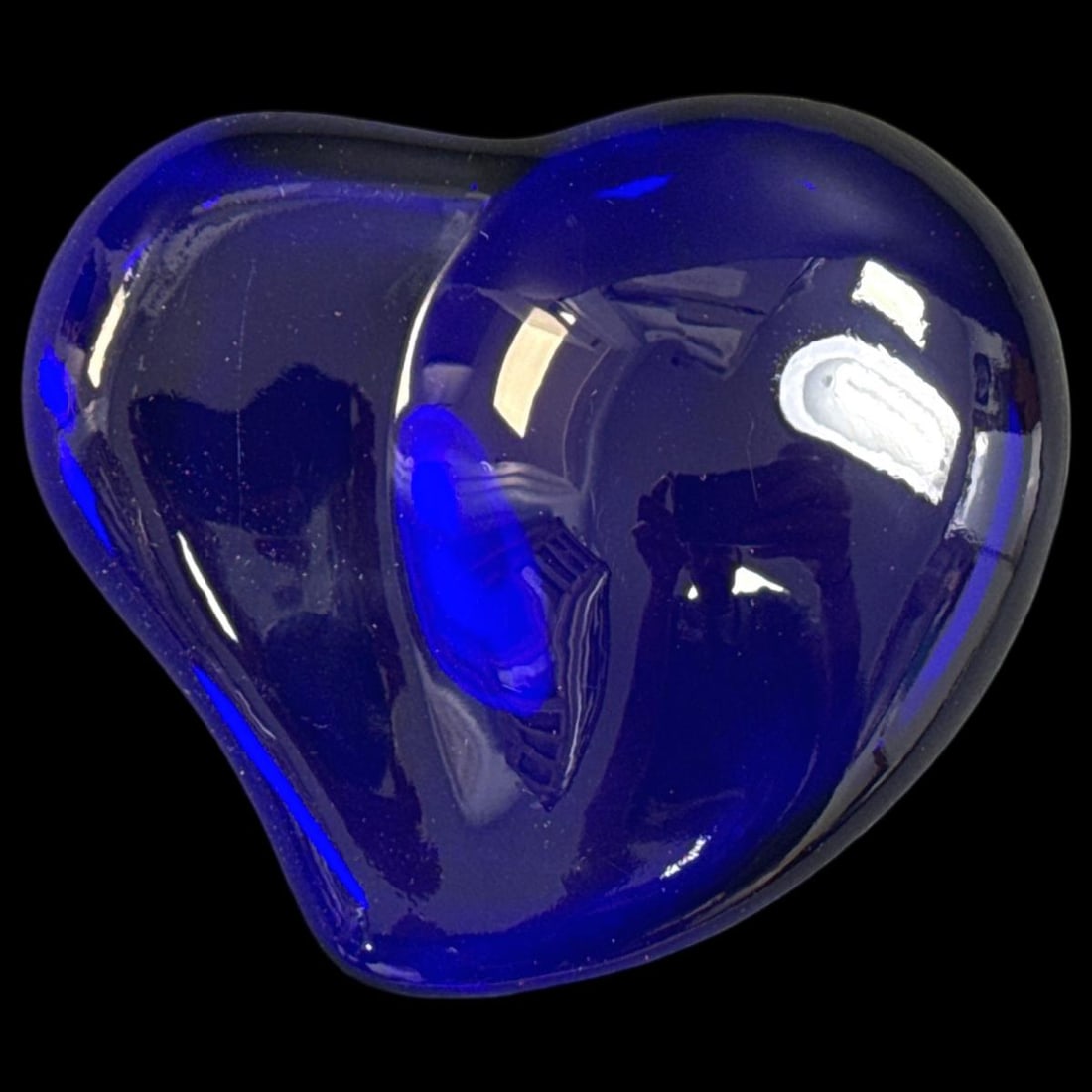 Elsa Peretti for Tiffany & Co. Cobalt Blue Art Glass Heart Paperweight (1 of 3)