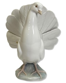 Lladro 1016 Palomo Grande Porcelain Figurine