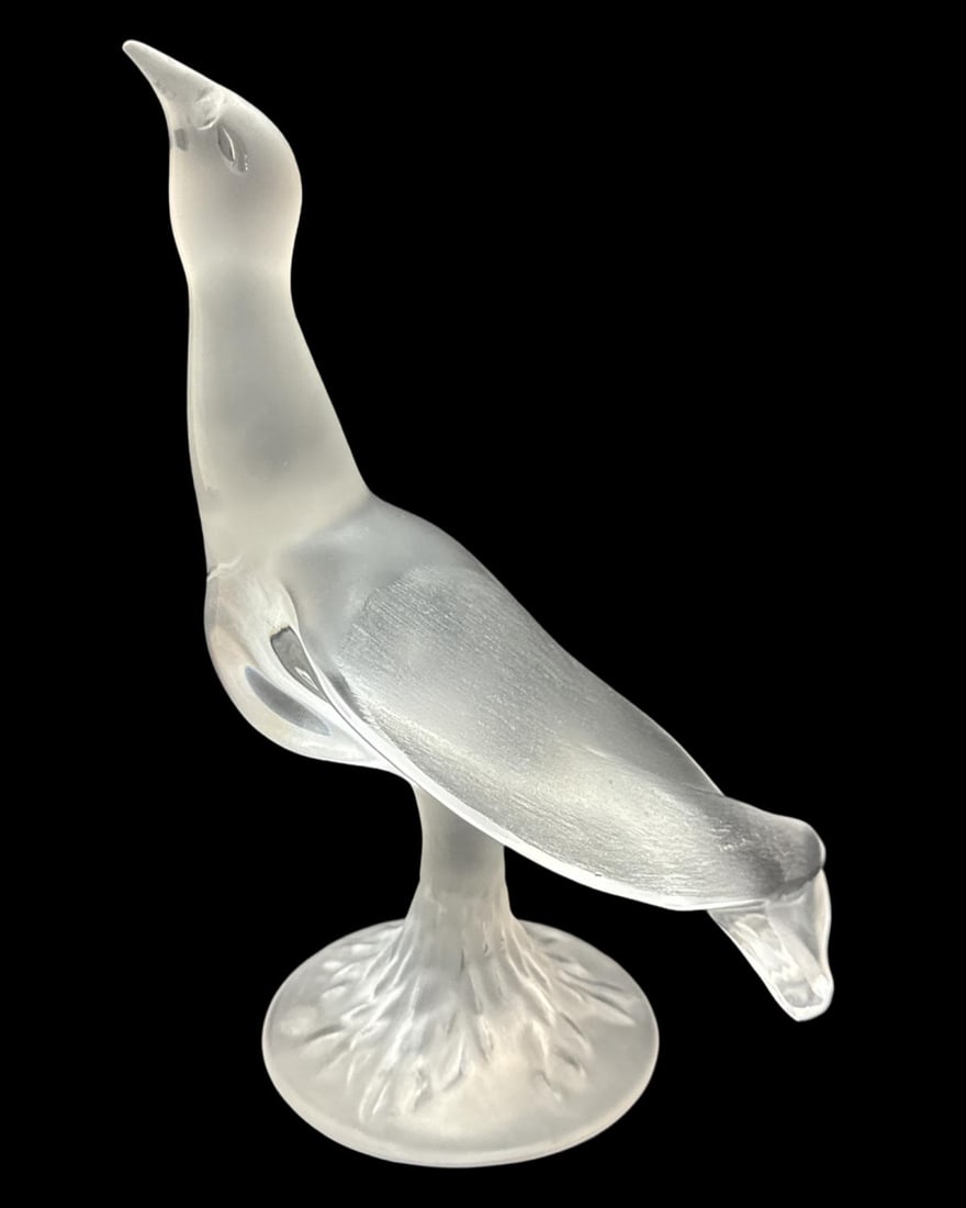 Lalique France Clear & Frosted Crystal Bird Sculpture: Lalique France Clear & Frosted Crystal Bird Sculpture measures H: 8 5/8" x W: 6"