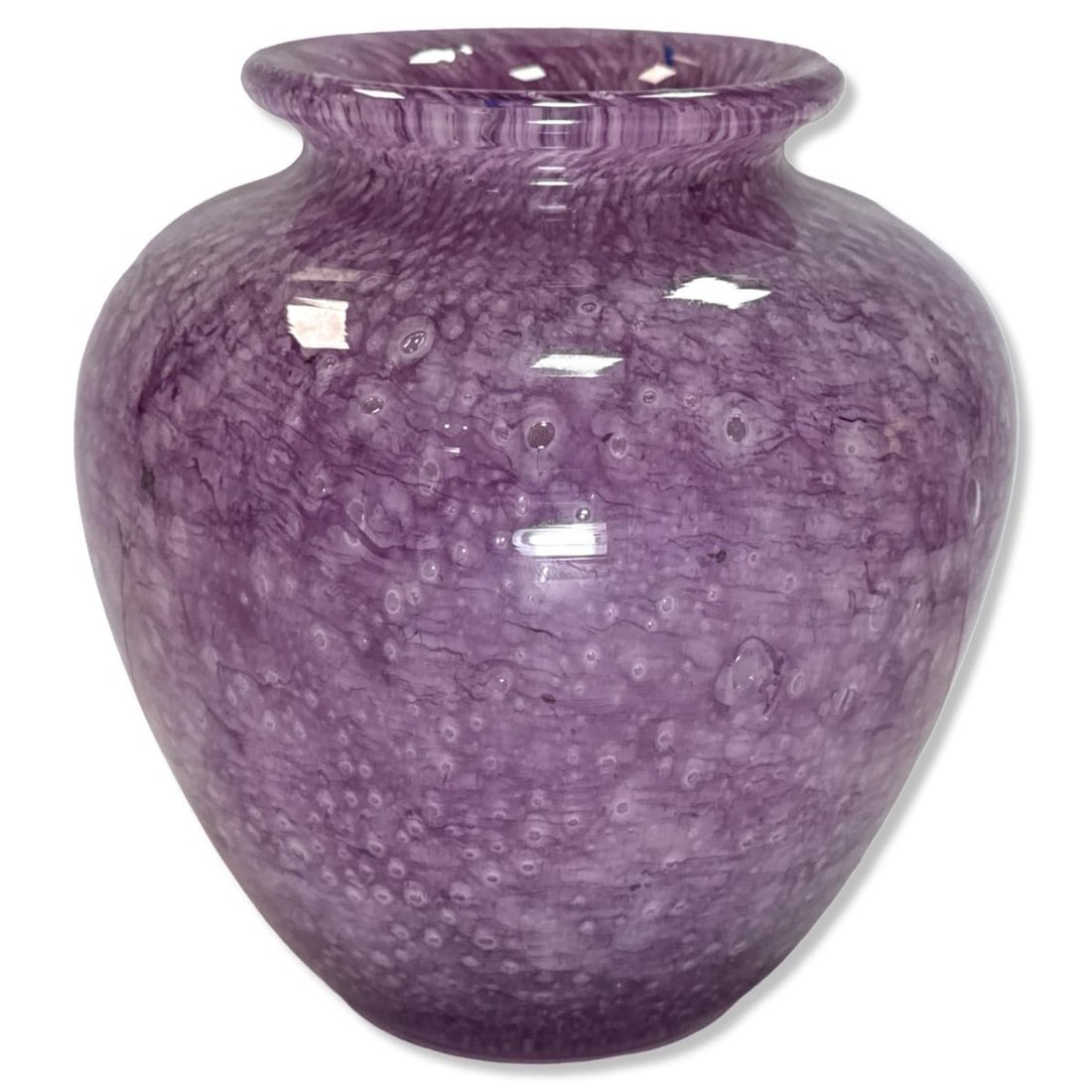 Carder Steuben Purple Cluthra Glass Vase: Carder Steuben Purple Cluthra Glass Vase. Marked on bottom and numbered 557 714, measures H: 6 1/4" x W: 6"