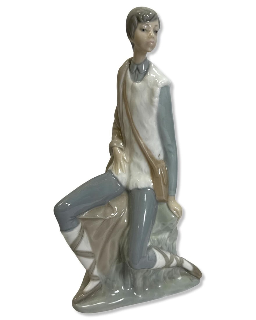 Lladro NAO Seated Shepherd Boy Porcelain Figurine (1 of 3)